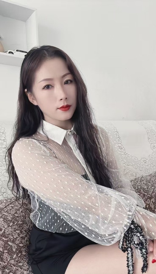 老楼凤婷姐翘臀服务控