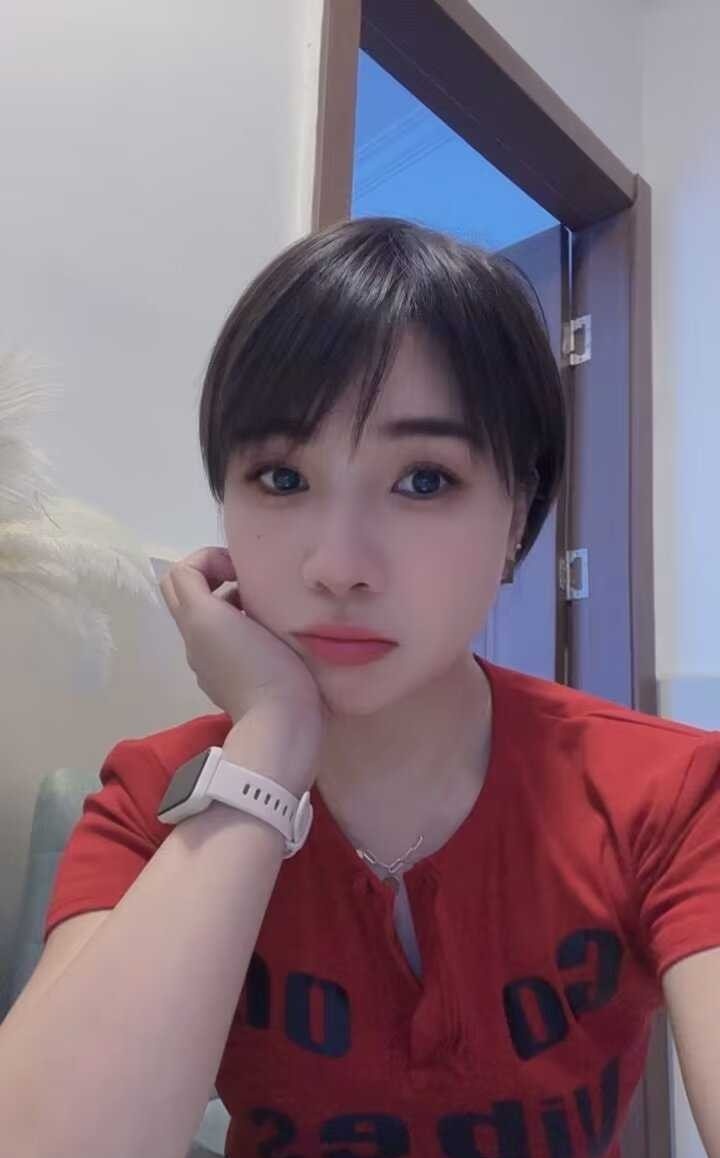 短发美女活好