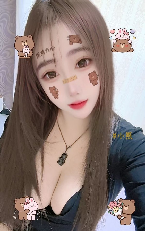 大胸妹招财