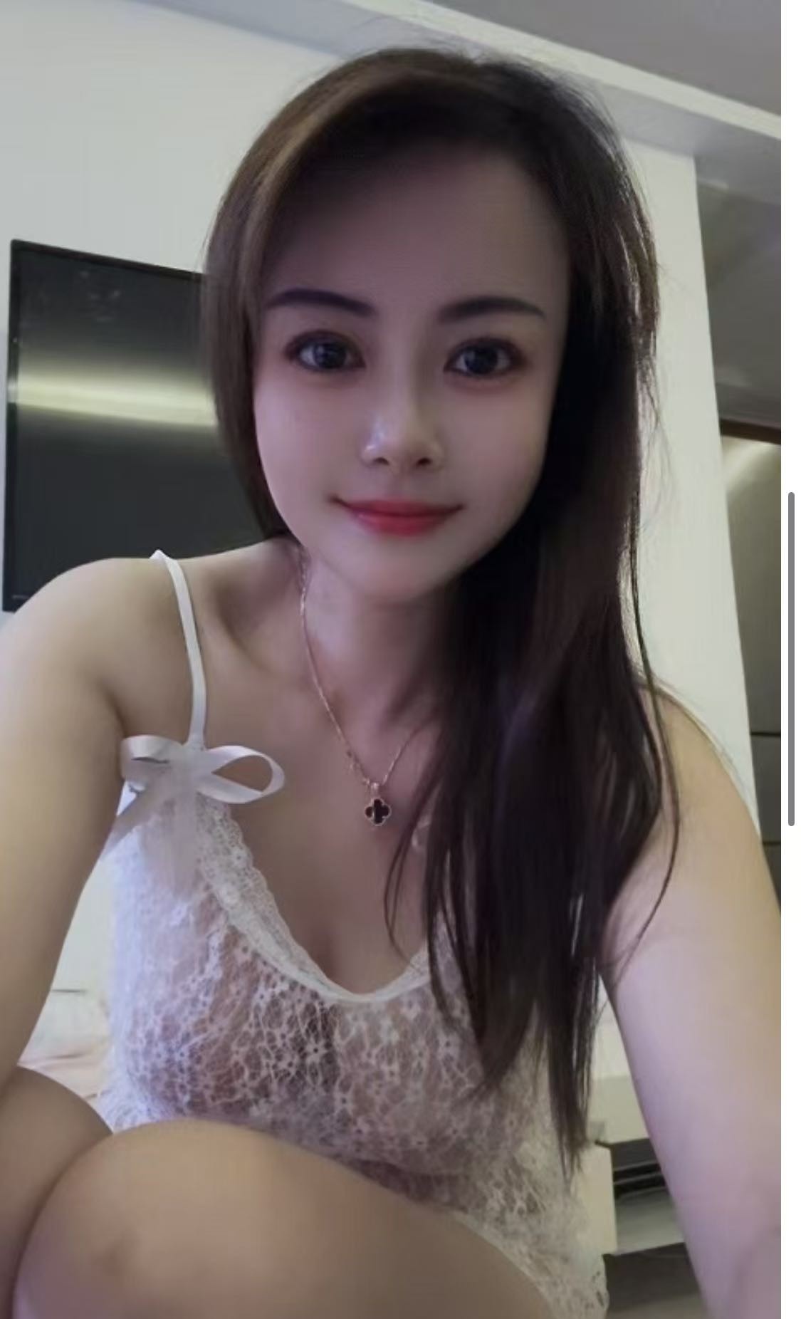大胸小可爱