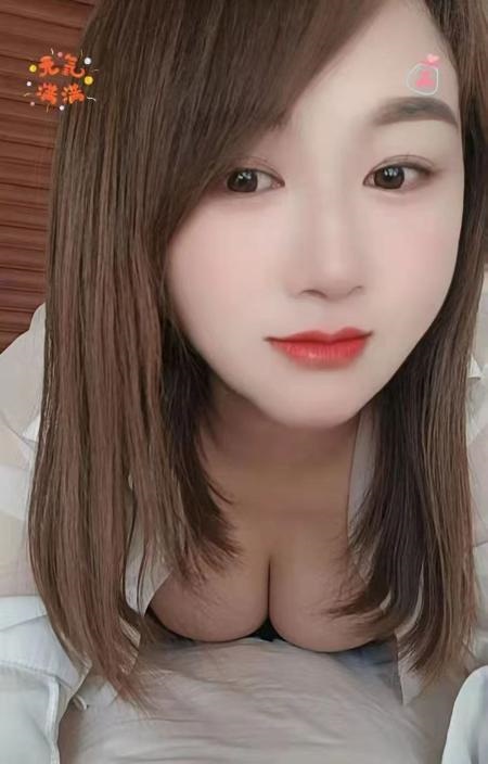 大奶风骚妹子