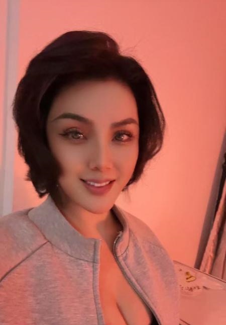 罗湖圆臀大奶骚妇