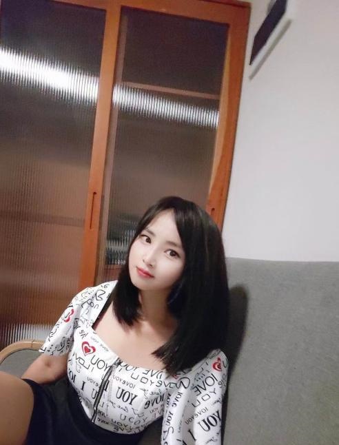 风骚小粉的琴子