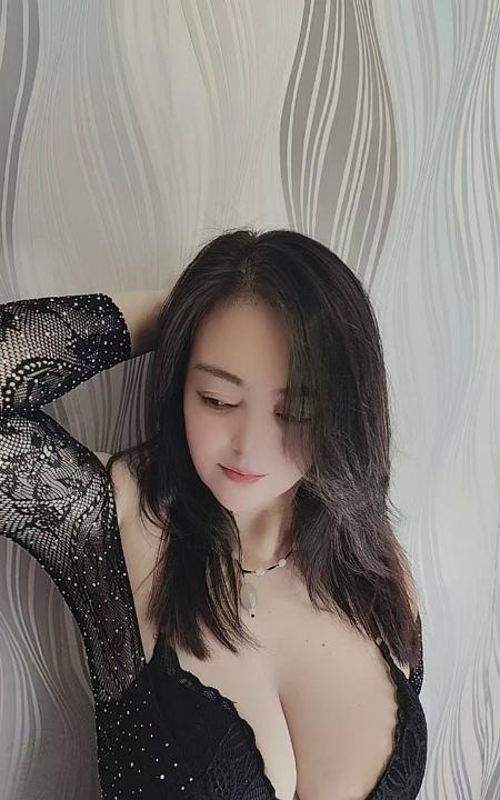 朝阳性感骚臀姐姐