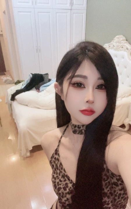 性感美女憨憨