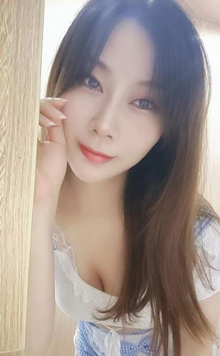 九龙坡小狐仙身材好