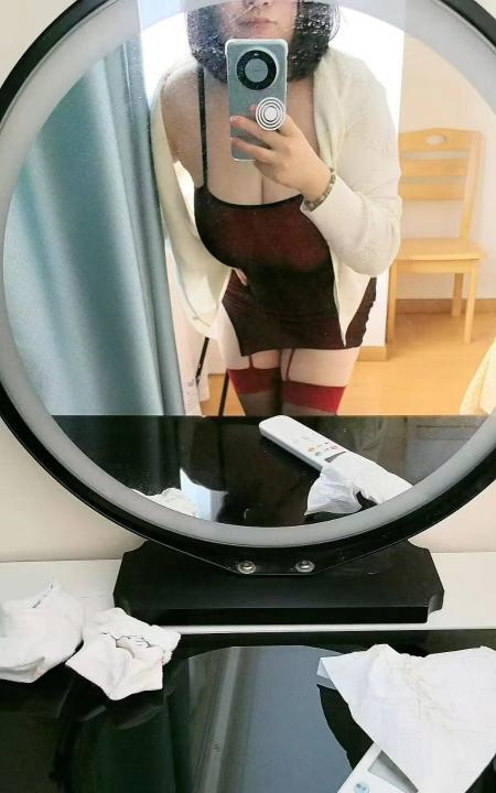 西青混血妞