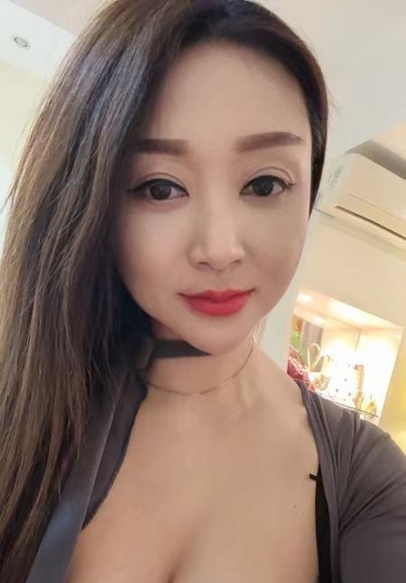 南开特大胸D罩