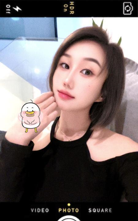 海珠爱笑妹子乐儿