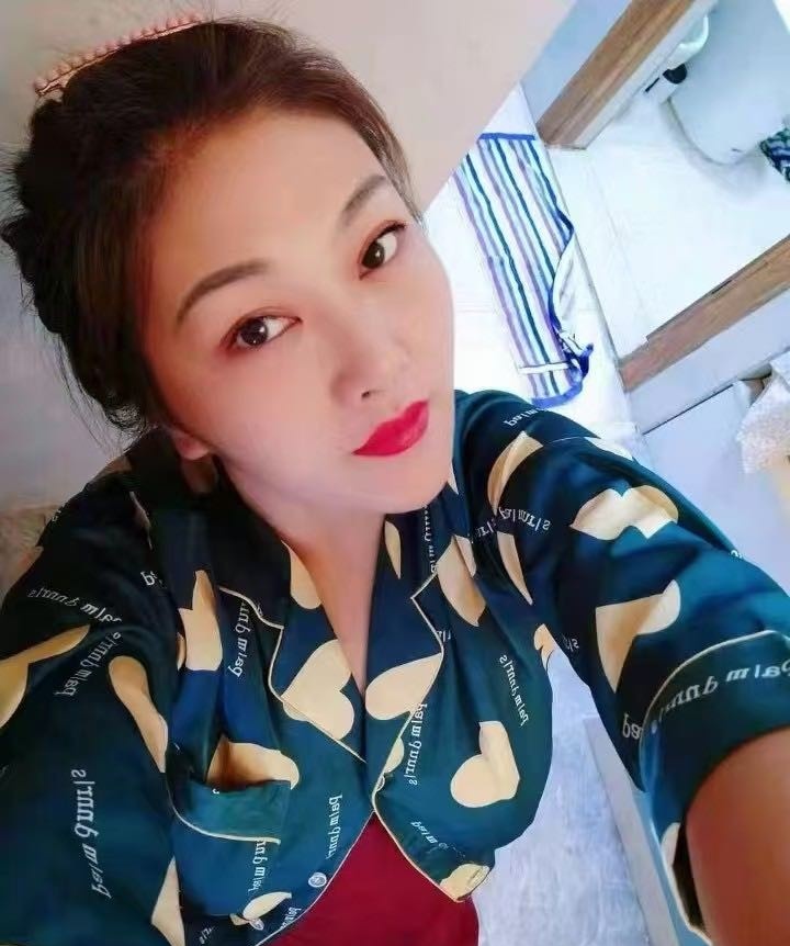 海珠美少妇黄咪
