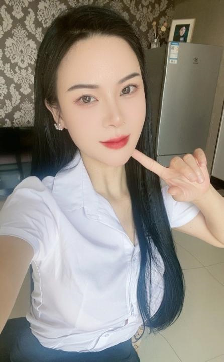 老牌楼凤秀秀