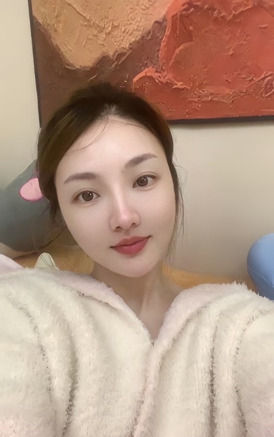 性感妩媚意中人