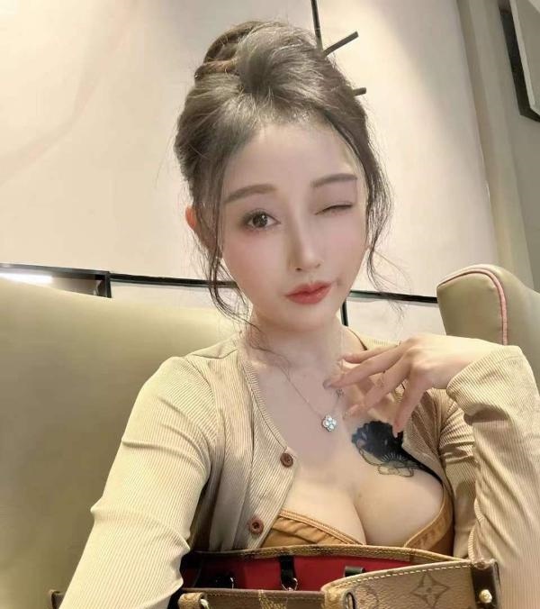 性感年轻妹子
