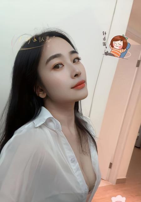太原粉乳小野猫