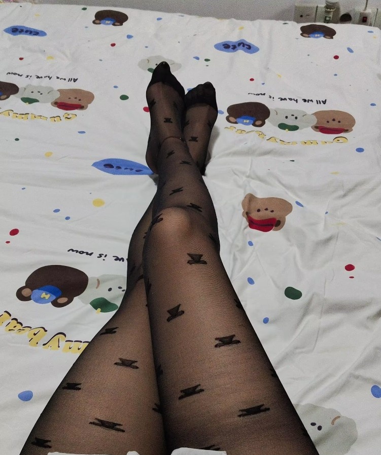 腿玩年少妇
