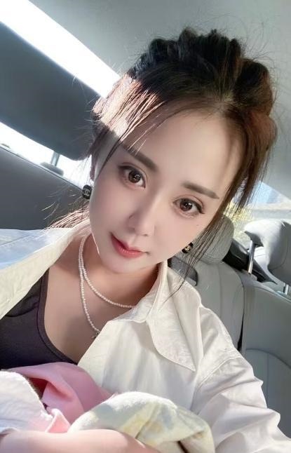 特色深喉少妇瑶瑶