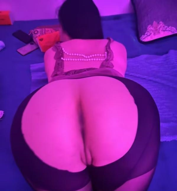 海珠大屁股少妇