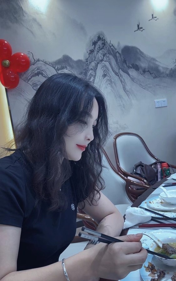 性感少妇小柔