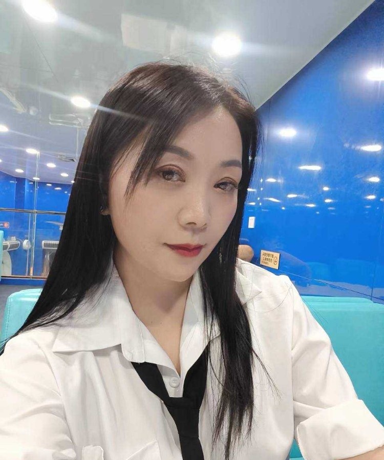 光明美容店老板娘兼职