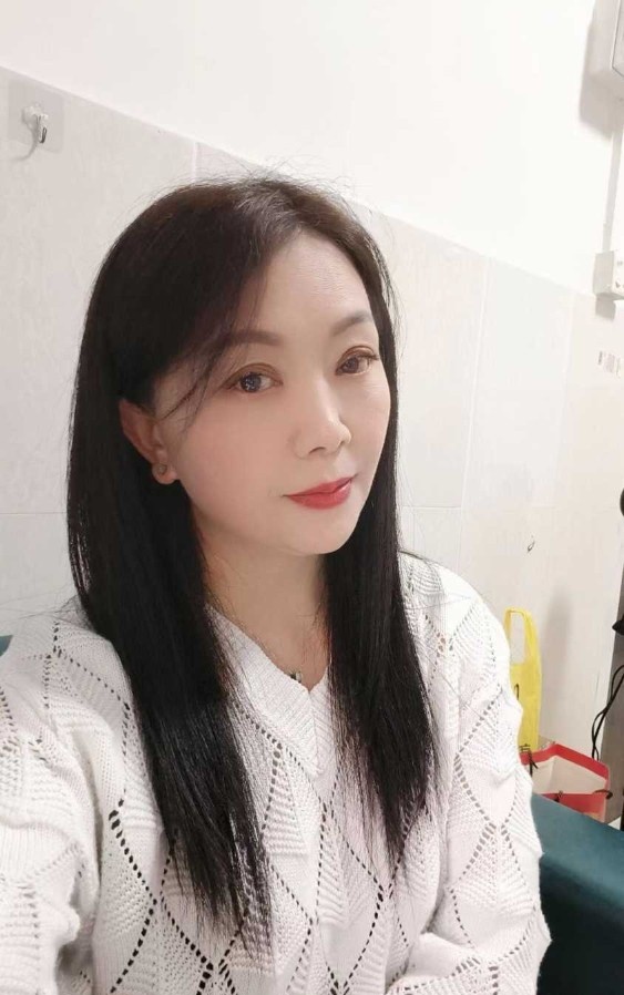 光明美容店老板娘兼职