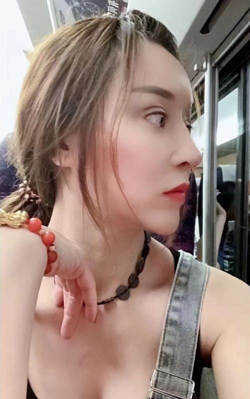 超听话C杯姐姐