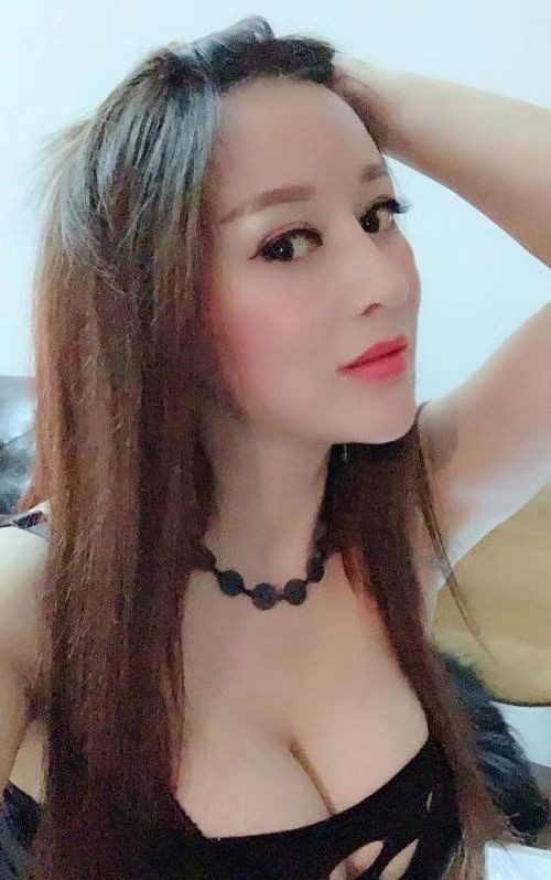 超听话C杯姐姐