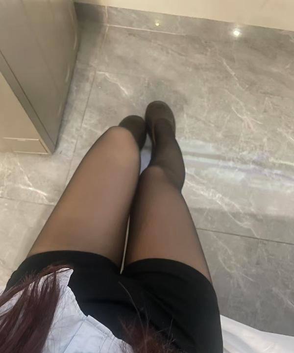 天心女友感嫩妹