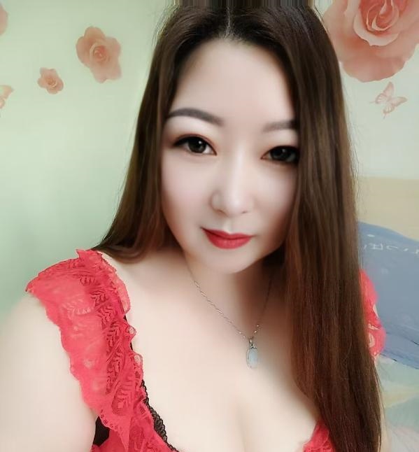 大白乳熟女洋洋