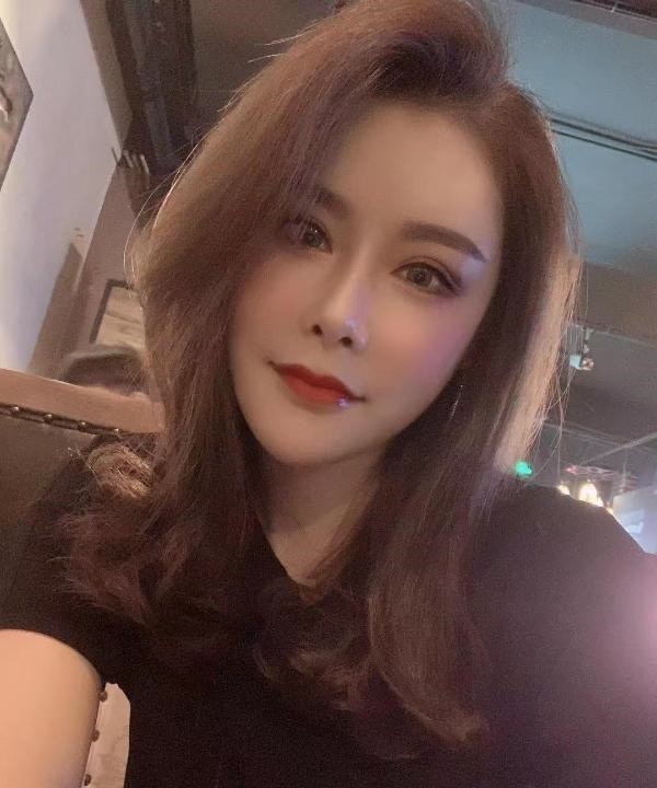 出击一字马