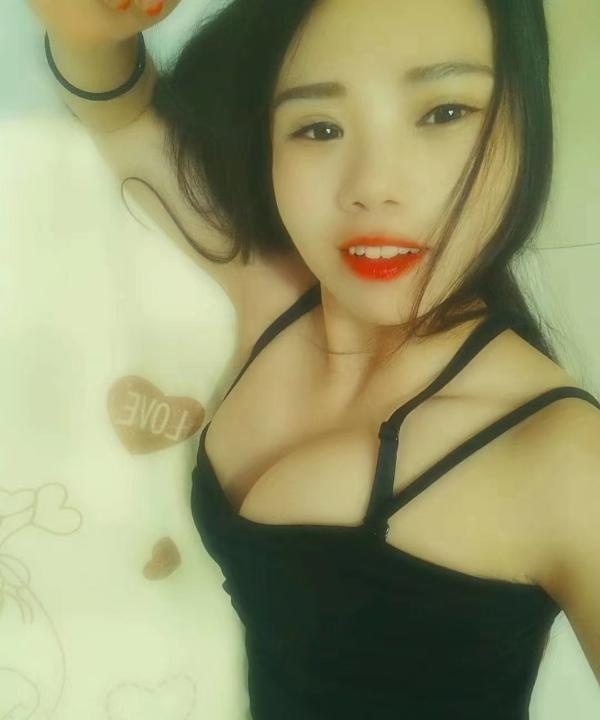 海珠诱人雪儿