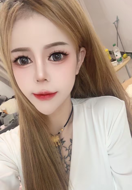 新北兼职纹身师小困