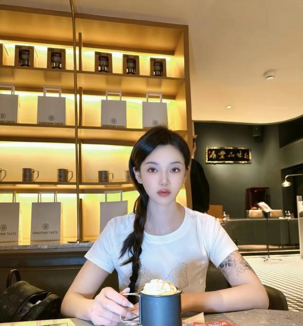 颜值高敏感铭铭