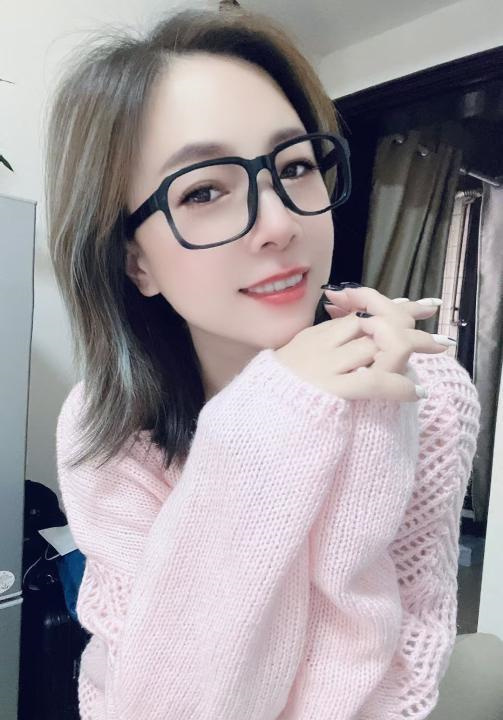 广州眼镜姐姐