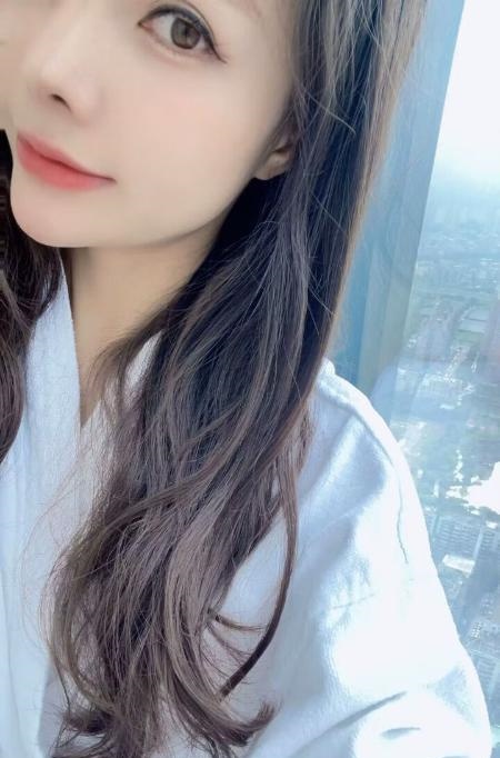 南山性感老师亦菲