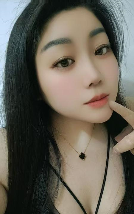 返食少妇衣衣