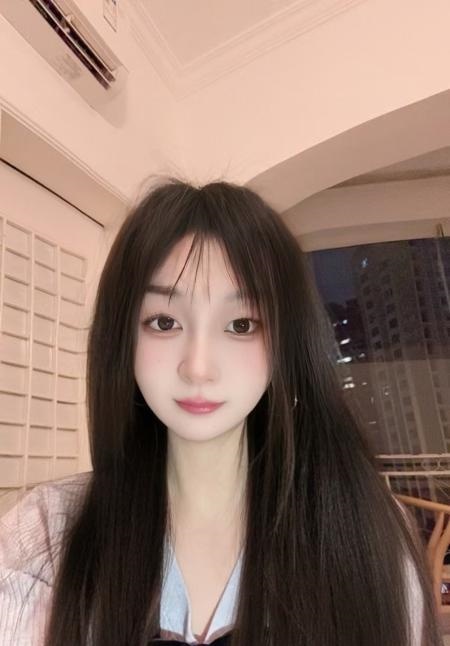 天心苗条身材学妹