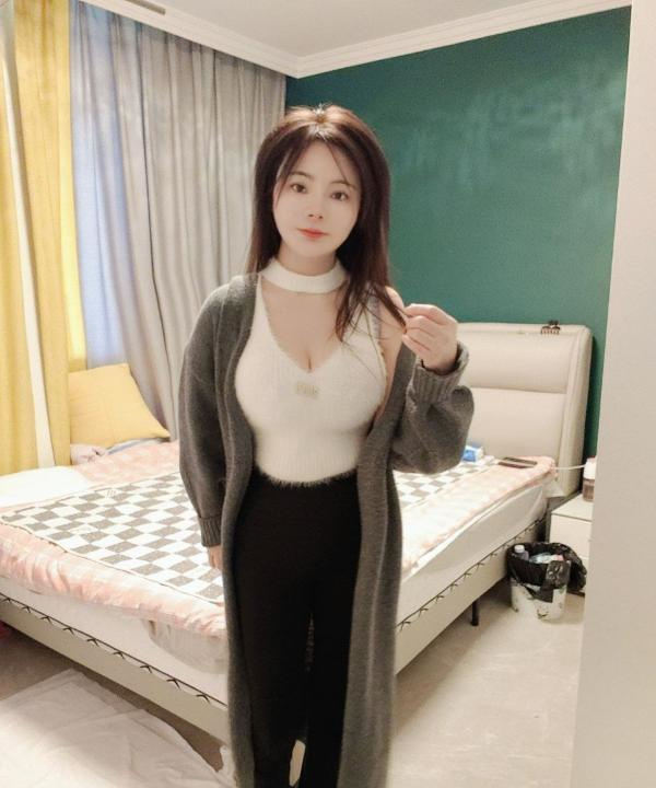 大奶少妇李柏朴