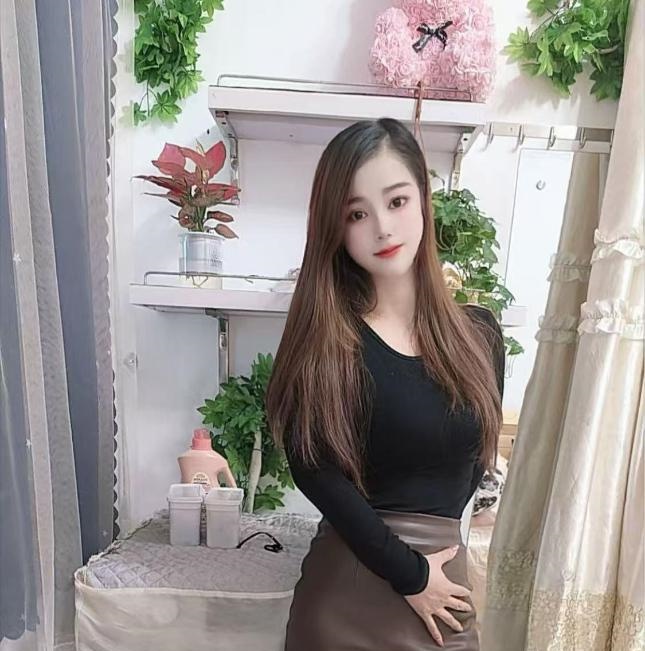 布吉妖妖老师