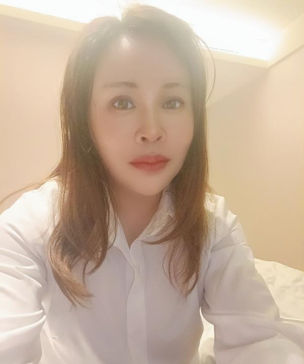 热情气质果果