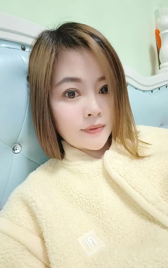 岛内热情熟女一枚
