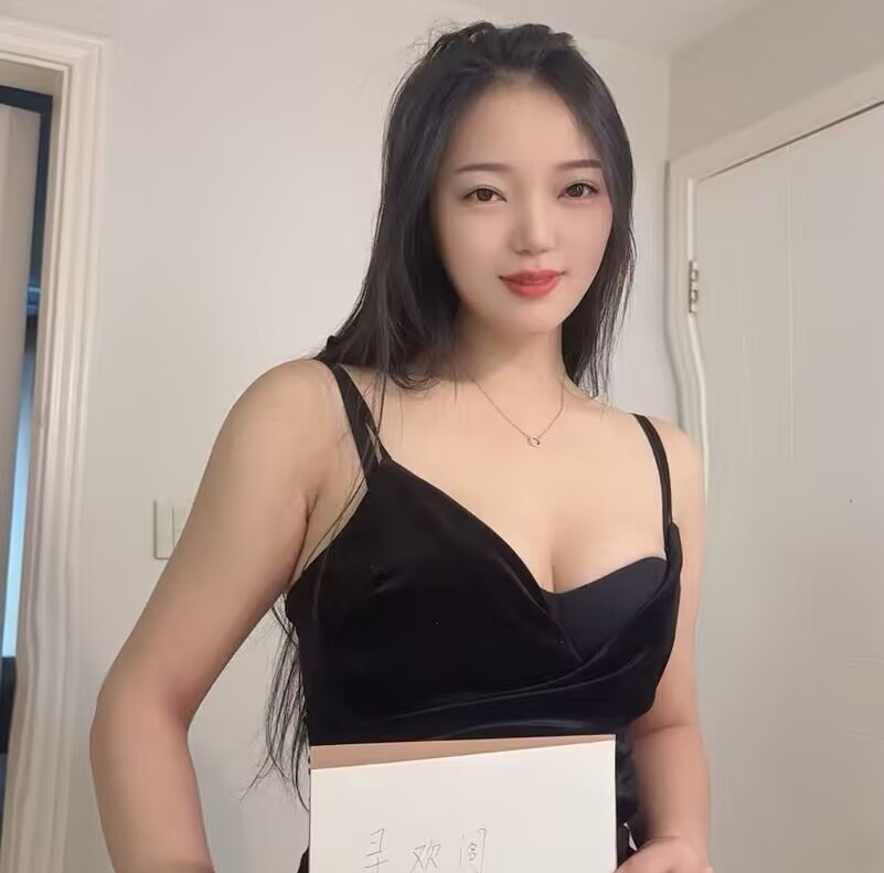 虹桥服务型新人叶子