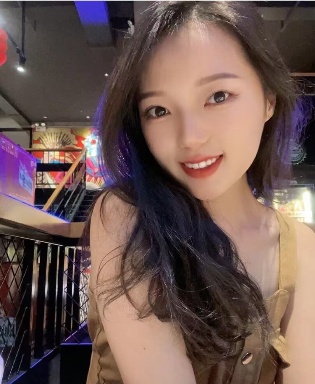虹桥服务型新人叶子