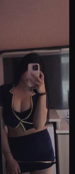 滨江E奶巨臀嫩妹快餐
