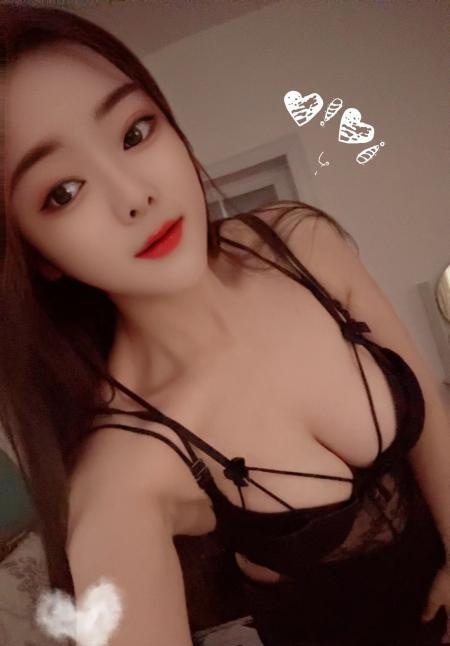 黑丝美乳萱宝
