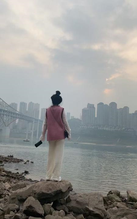 弹子石东北小姑娘