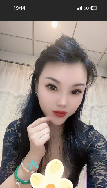 巨乳肤白少妇