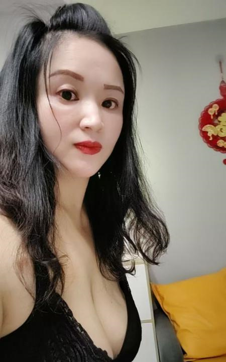 宝安大奶文文