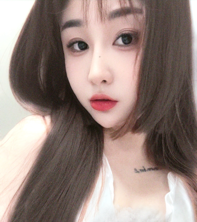 肉感小骚货