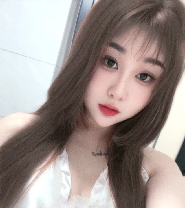肉感小骚货