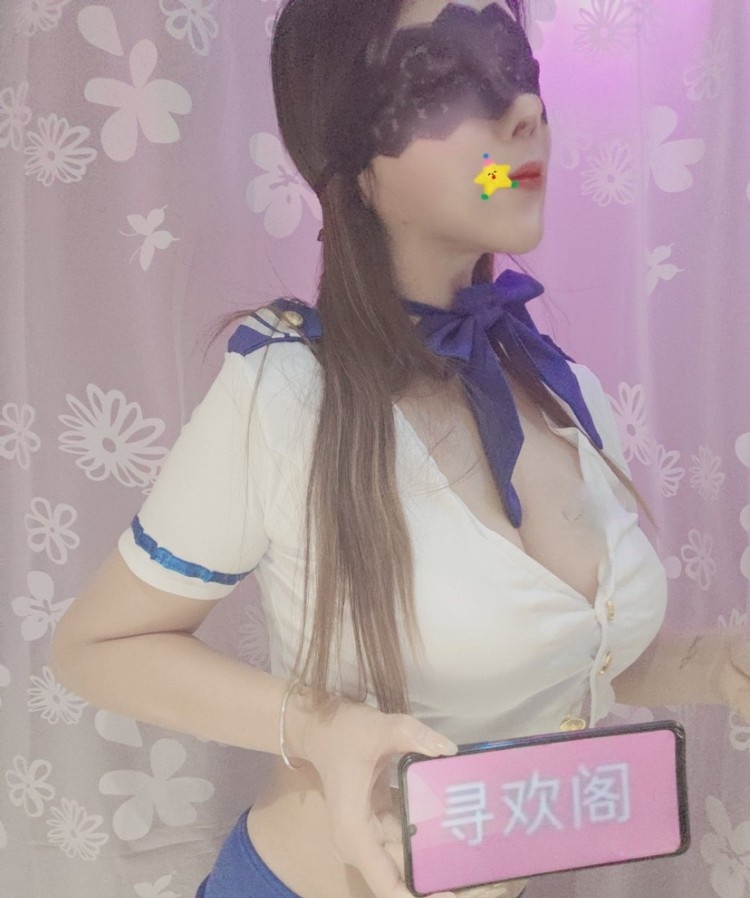 罗湖制服大奶少妇